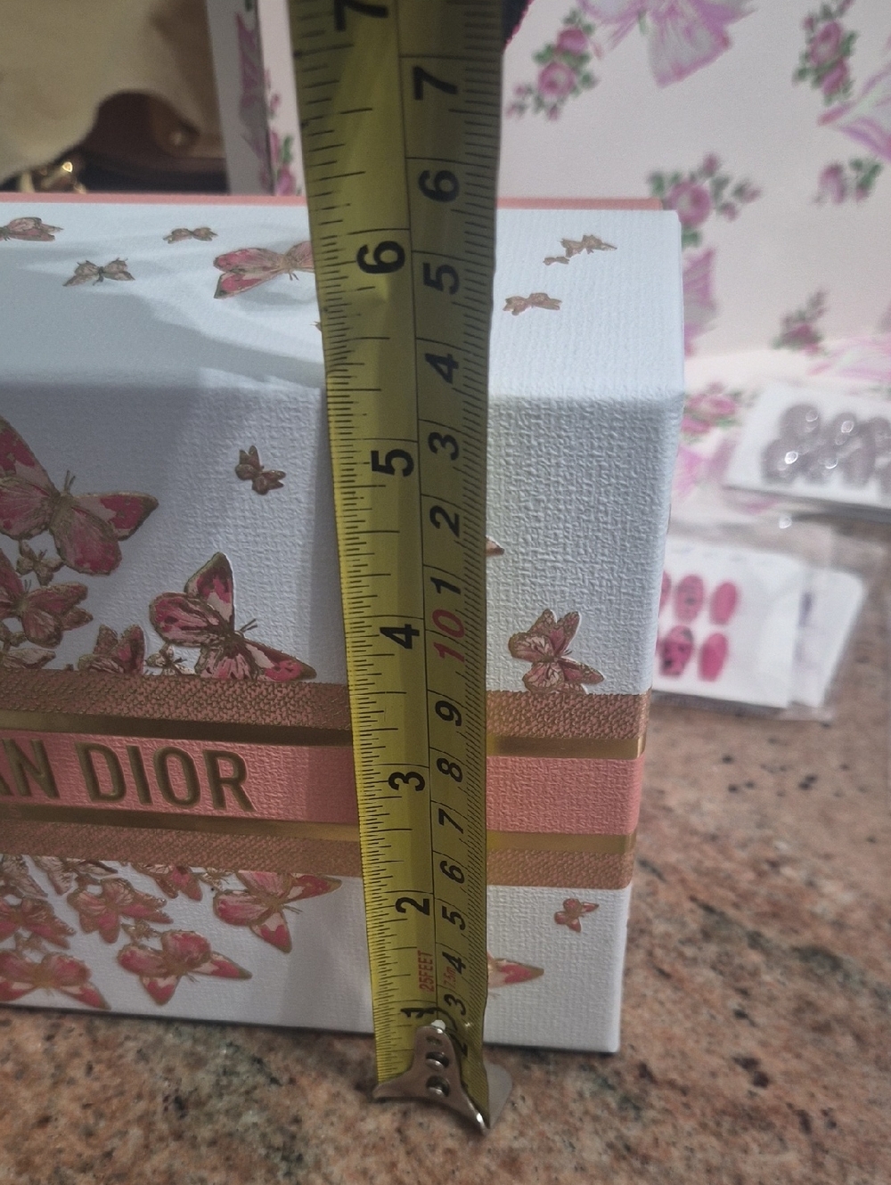 Dior 2026 Limited Edition Gift Box - Picture 3 of 5